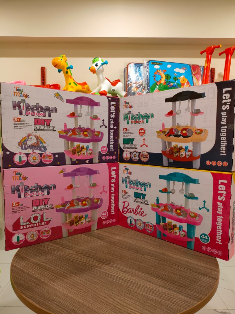 Toymatic Kitchen Deluxe Set for Girls - Evergreen Toy Store