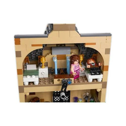 Harry Potter Hogwarts Castle Building Blocks - Evergreen Toy Store
